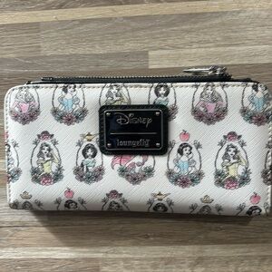 Loungefly Disney Princess Wallet - Cream and Pink